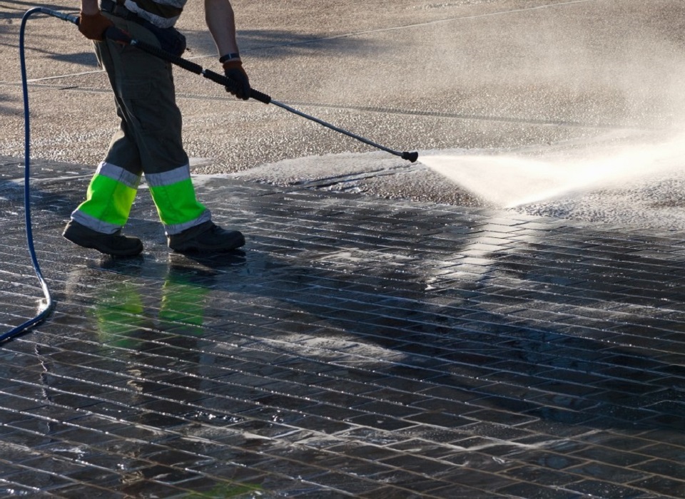 Industrial cleaning